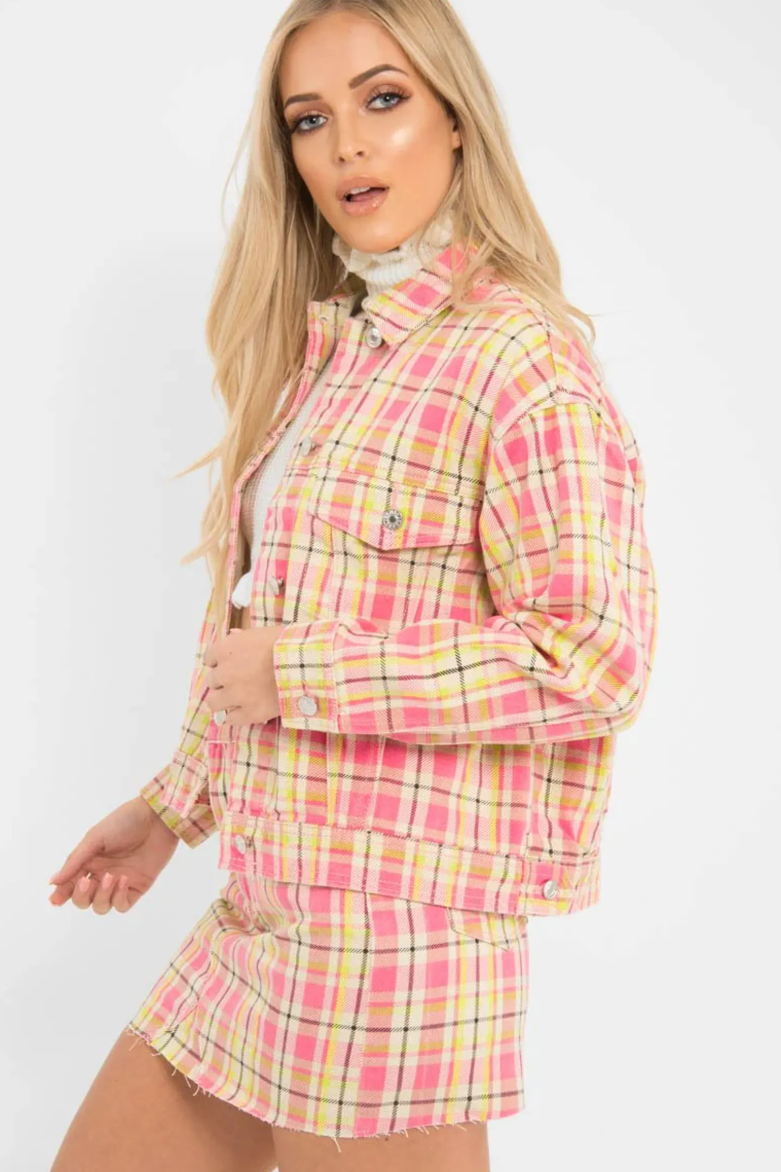Rebellious Fashion Pink Check Crop Denim Jacket - Dakira