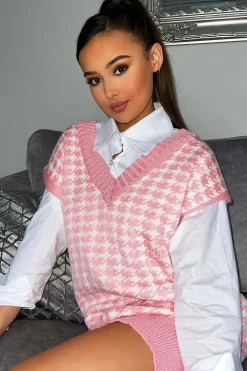 Rebellious Fashion Pink Houndstooth Knit Vest - Hazel