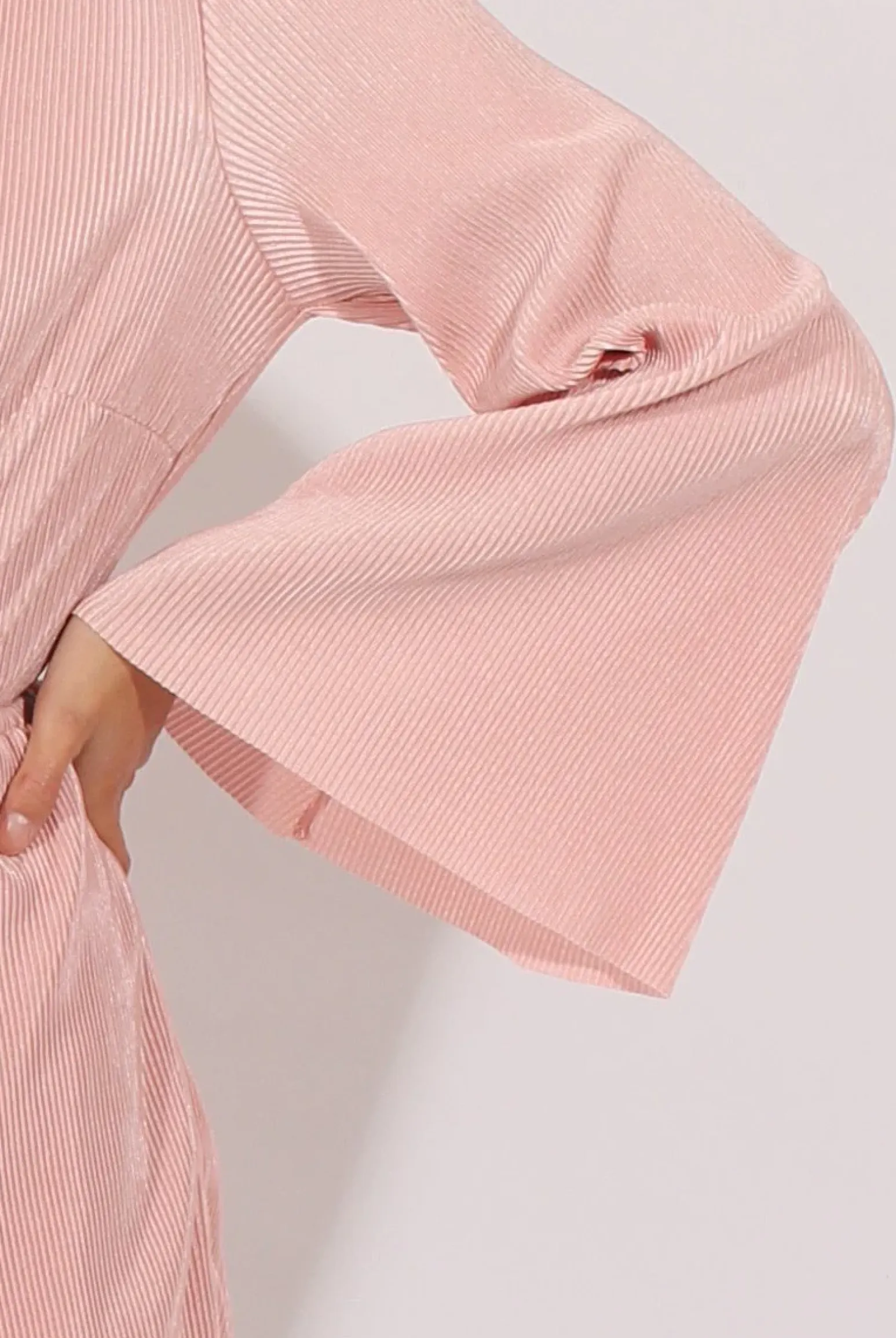 Rebellious Fashion Pink Pleated Flared Sleeve Playsuit - Amity