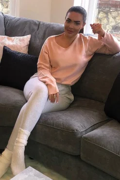 Rebellious Fashion Pink Soft Knit Asymmetric Hem Jumper - Francia