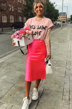 Rebellious Fashion Pink Yves Saint Love Printed Slogan T-Shirt Dress - Jamey