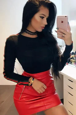 Rebellious Fashion Red PU skirt - Iris