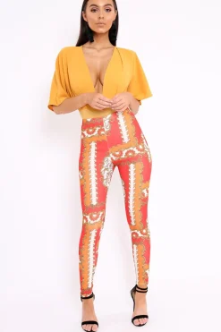 Rebellious Fashion Red Scarf Print Leggings - Lilyan