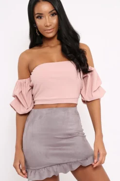 Rebellious Fashion Rose Crop Top With Ruffle Sleeves - Fenix