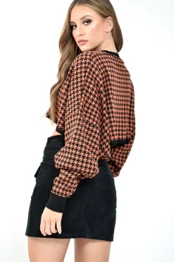 Rebellious Fashion Rust Hounds Tooth Cropped Batwing Jumper - Lizy