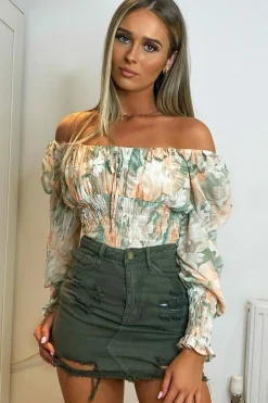 Rebellious Fashion Sage Nude Floral Puff Shoulder Crop Top - Aaleah