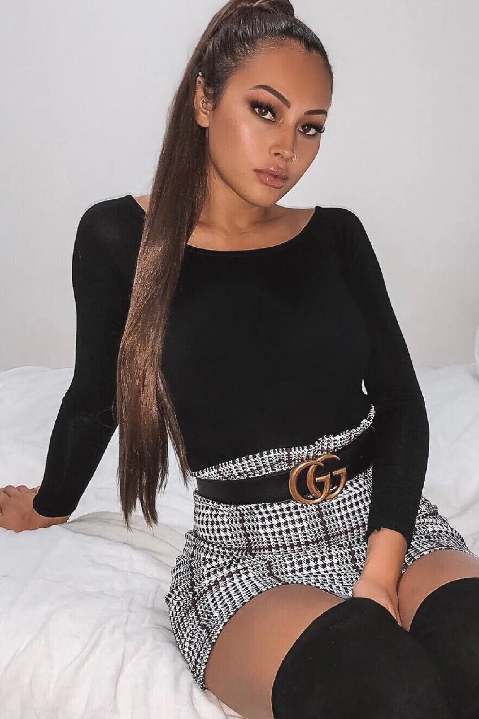 Rebellious Fashion Tartan Hound-Tooth Ruffle Hem Mini Skirt - Abagail