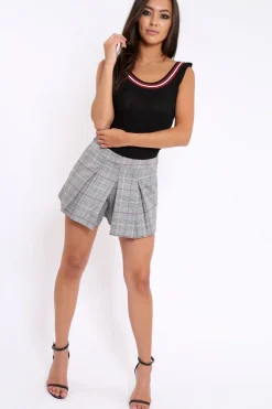 Rebellious Fashion Tartan Pleated Mini Shorts - Leonie