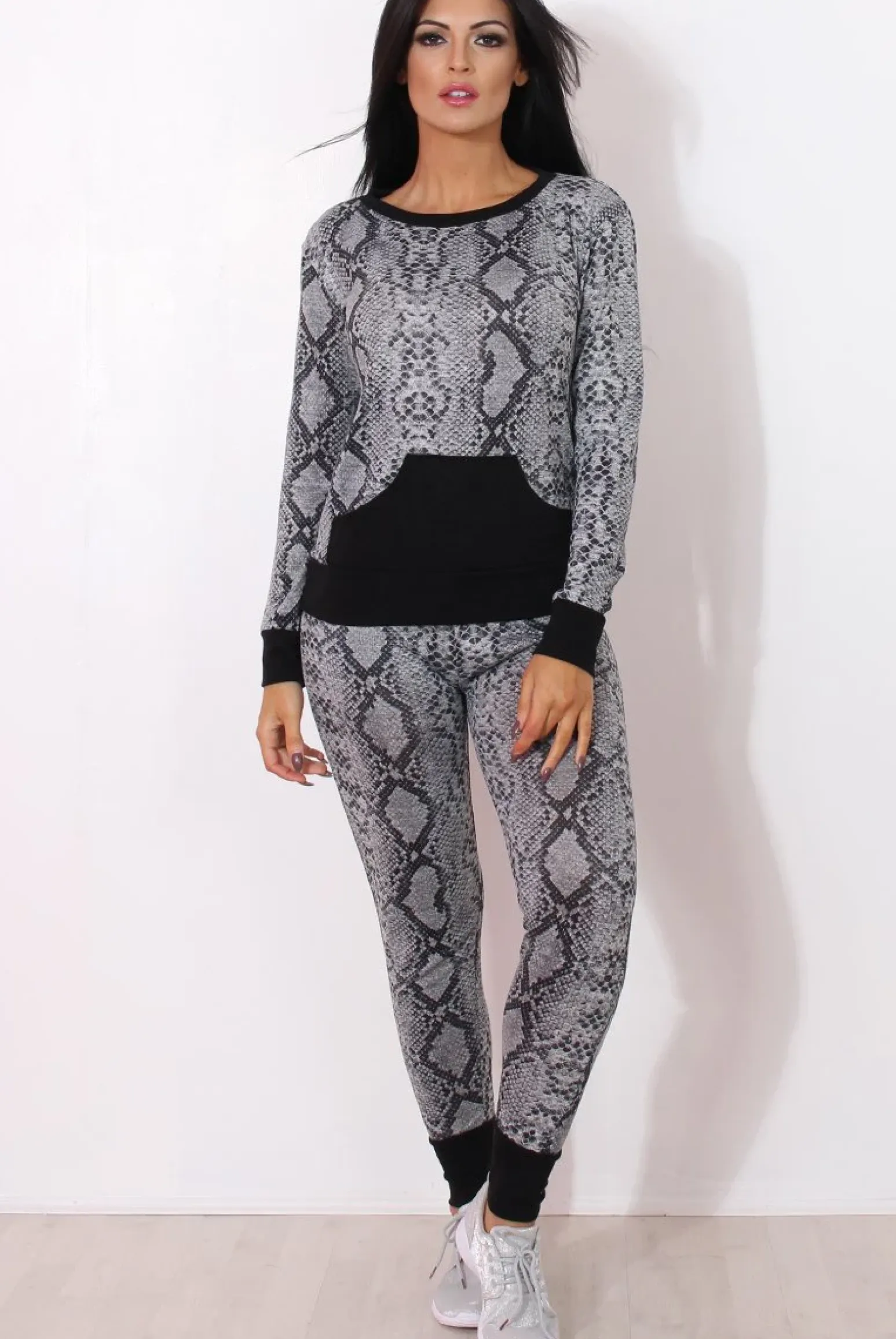 Rebellious Fashion Terma Black Snakeskin Loungewear Set