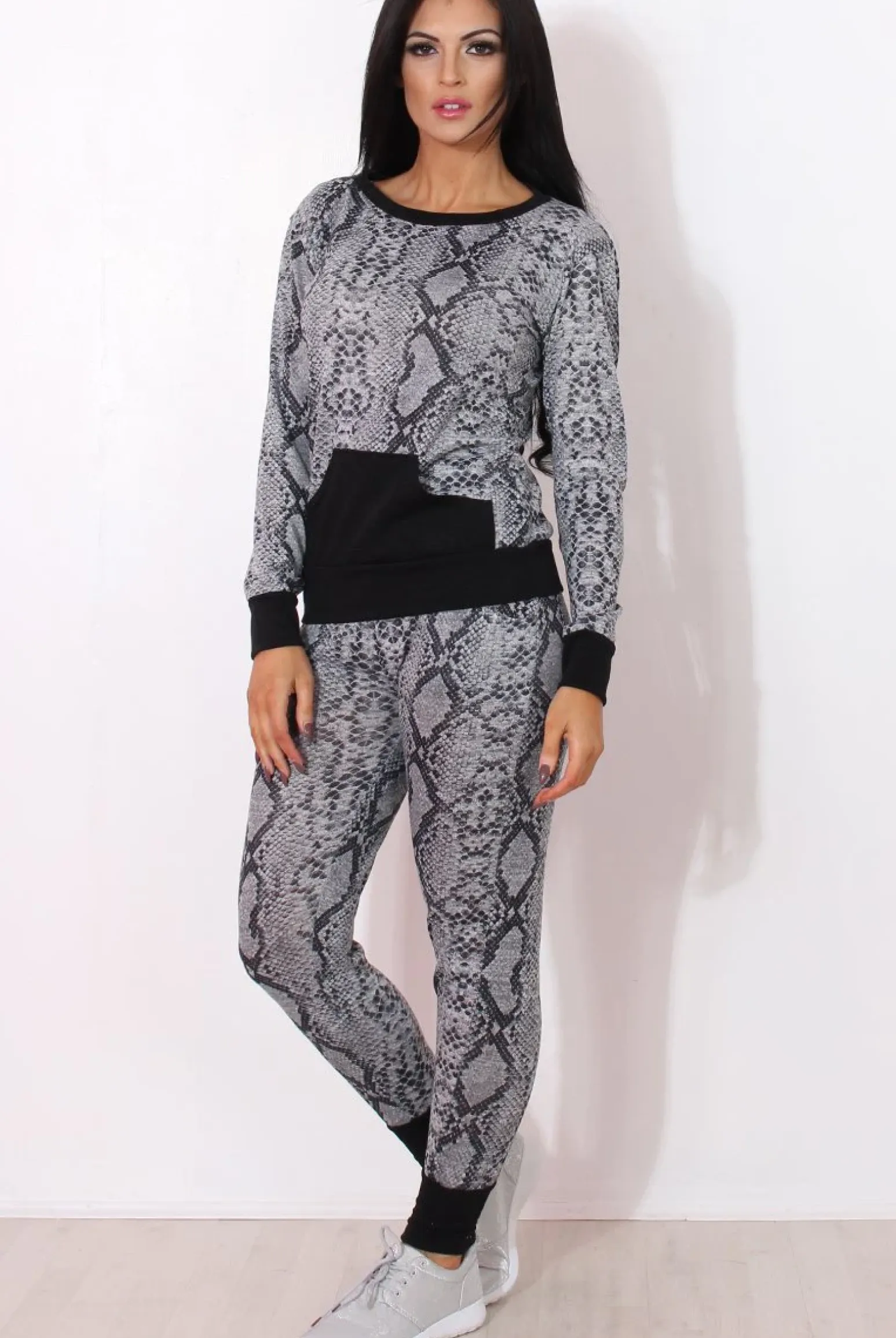 Rebellious Fashion Terma Black Snakeskin Loungewear Set