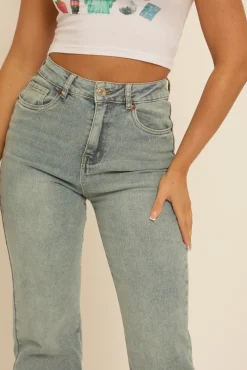 Rebellious Fashion Vintage Light Blue Washed Stretch Straight Leg Frayed Hem Jeans - Scarlett