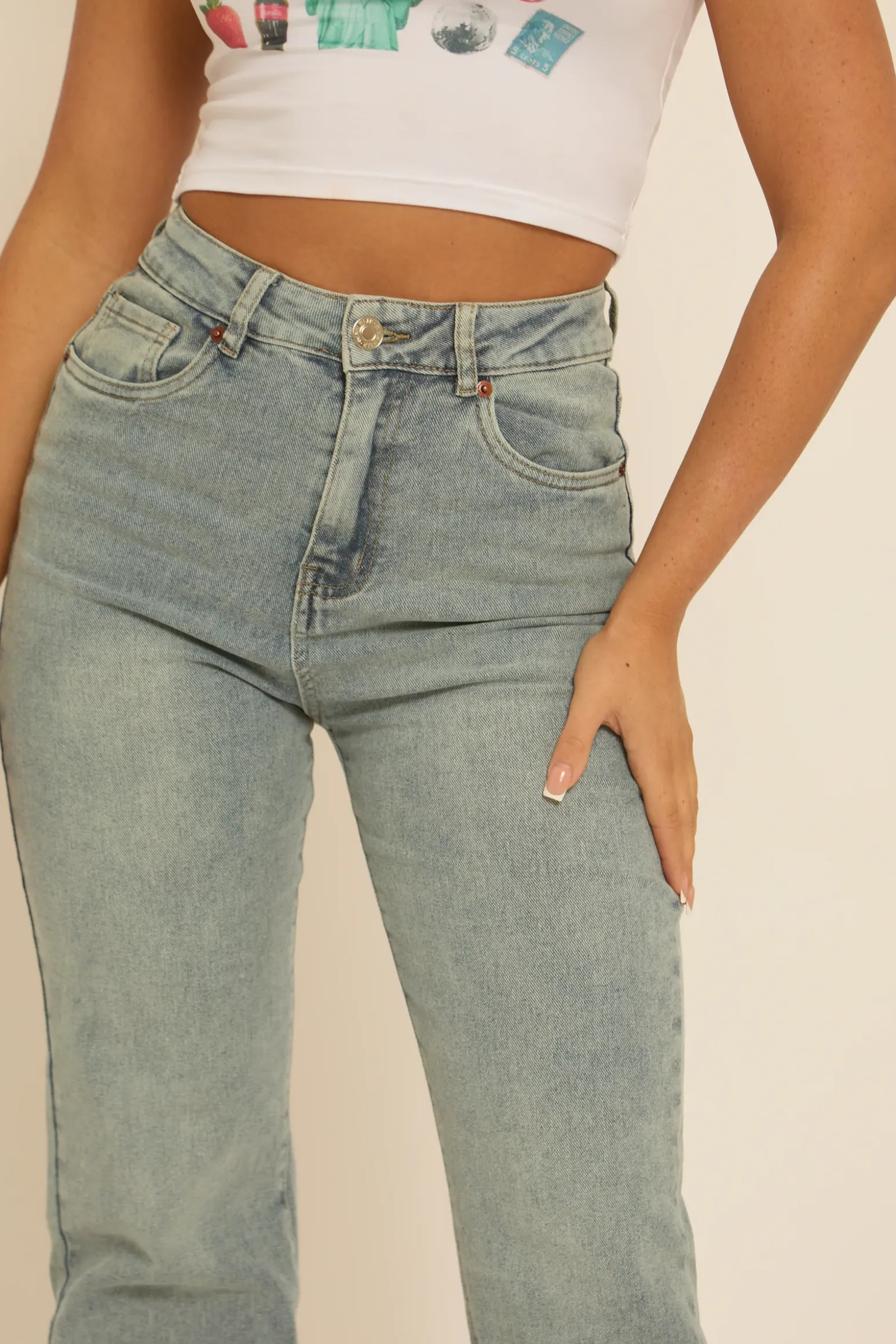 Rebellious Fashion Vintage Light Blue Washed Stretch Straight Leg Frayed Hem Jeans - Scarlett