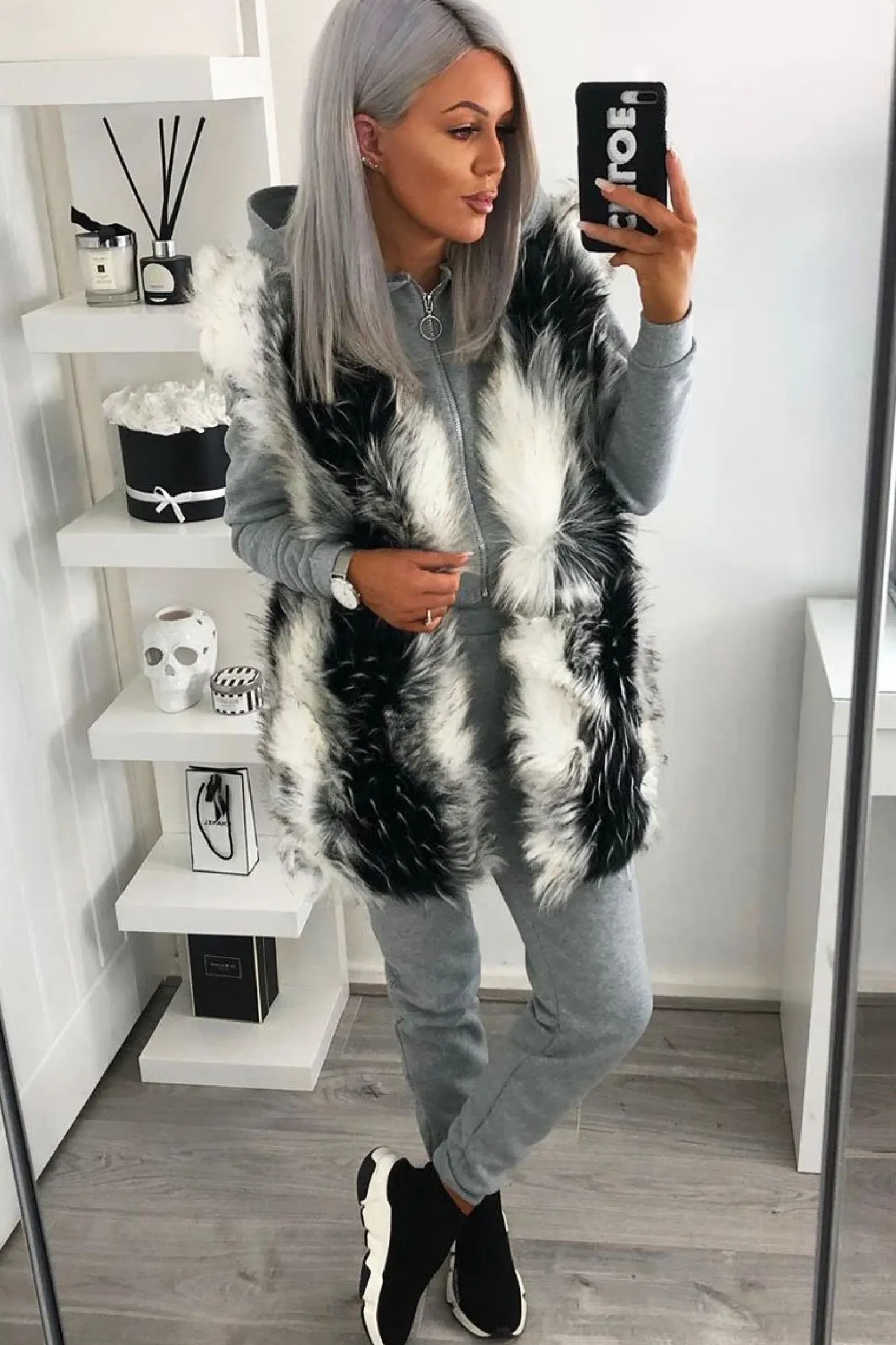 Rebellious Fashion White and Black Faux Fur Gilet - Jordana