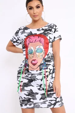 Rebellious Fashion White Camo Crew Neck Girls Face T-shirt Dress with Tassels - Sway