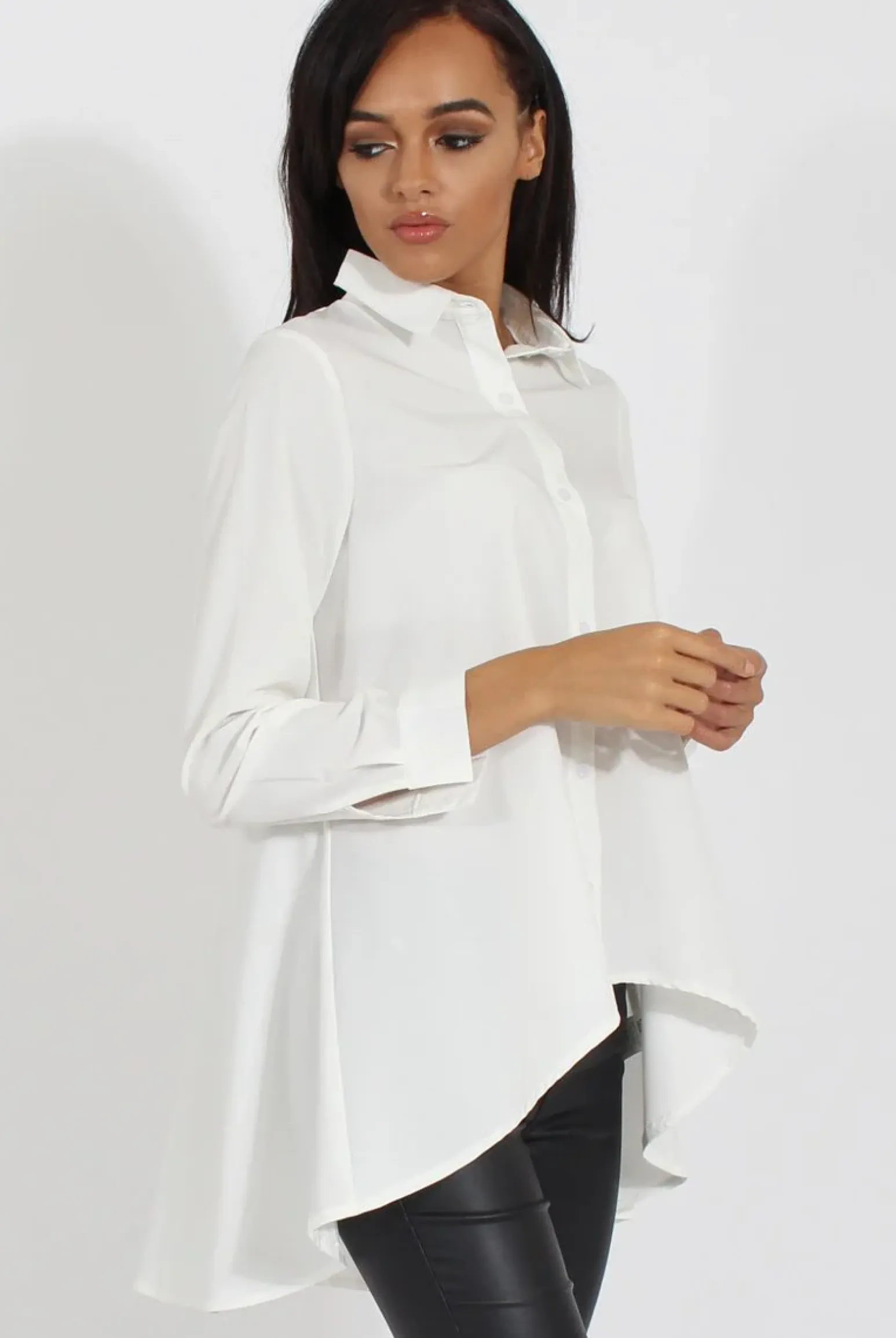 Rebellious Fashion White Dipped Hem Shirt - Paloma