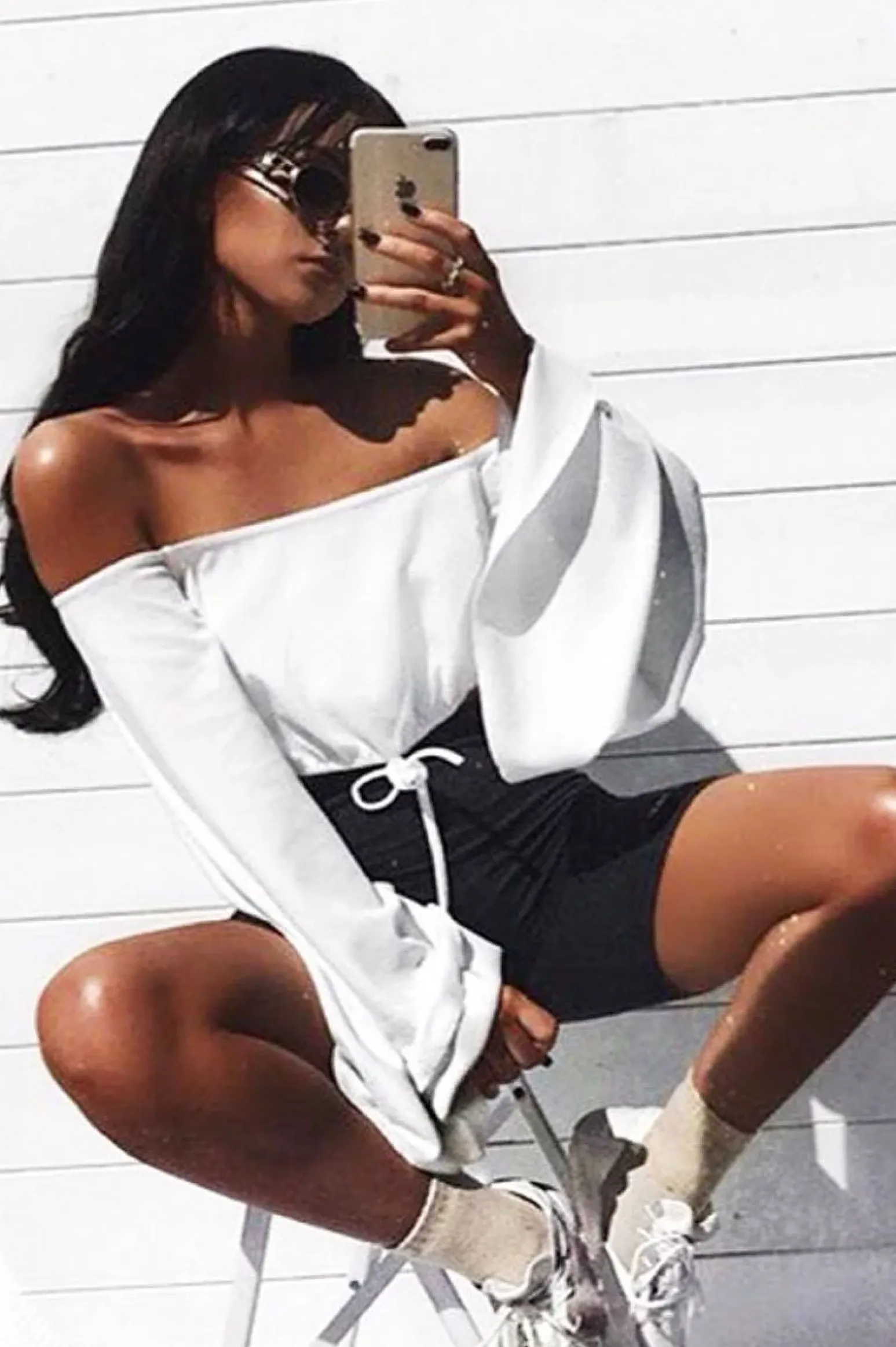 Rebellious Fashion White Extreme Flared Sleeved Crop Top - Dalis
