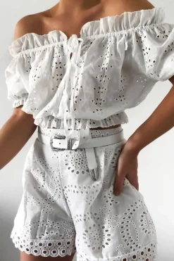Rebellious Fashion White Flower Embroidered Shorts - Fable