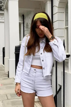 Rebellious Fashion White Frayed Hem Cropped Denim Jacket - Caryn