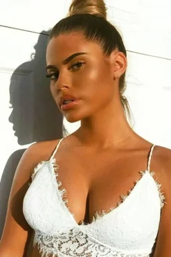 Rebellious Fashion White Lace Cami Strap Crop Top - Lesta