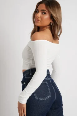 Rebellious Fashion White Off the Shoulder Long Sleeve Ruched Crop Top - Kali