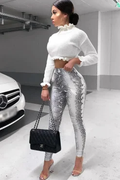 Rebellious Fashion White Ruffle Hem Chunky Knit Crop Jumper - Alannah