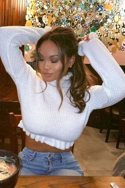 Rebellious Fashion White Ruffle Hem Chunky Knit Crop Jumper - Alannah