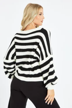 Rebellious Fashion White Striped Chunky Knit Oversized Cardigan - Pedra