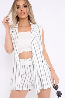 Rebellious Fashion White Stripe Ring Belt Shorts - Neyla