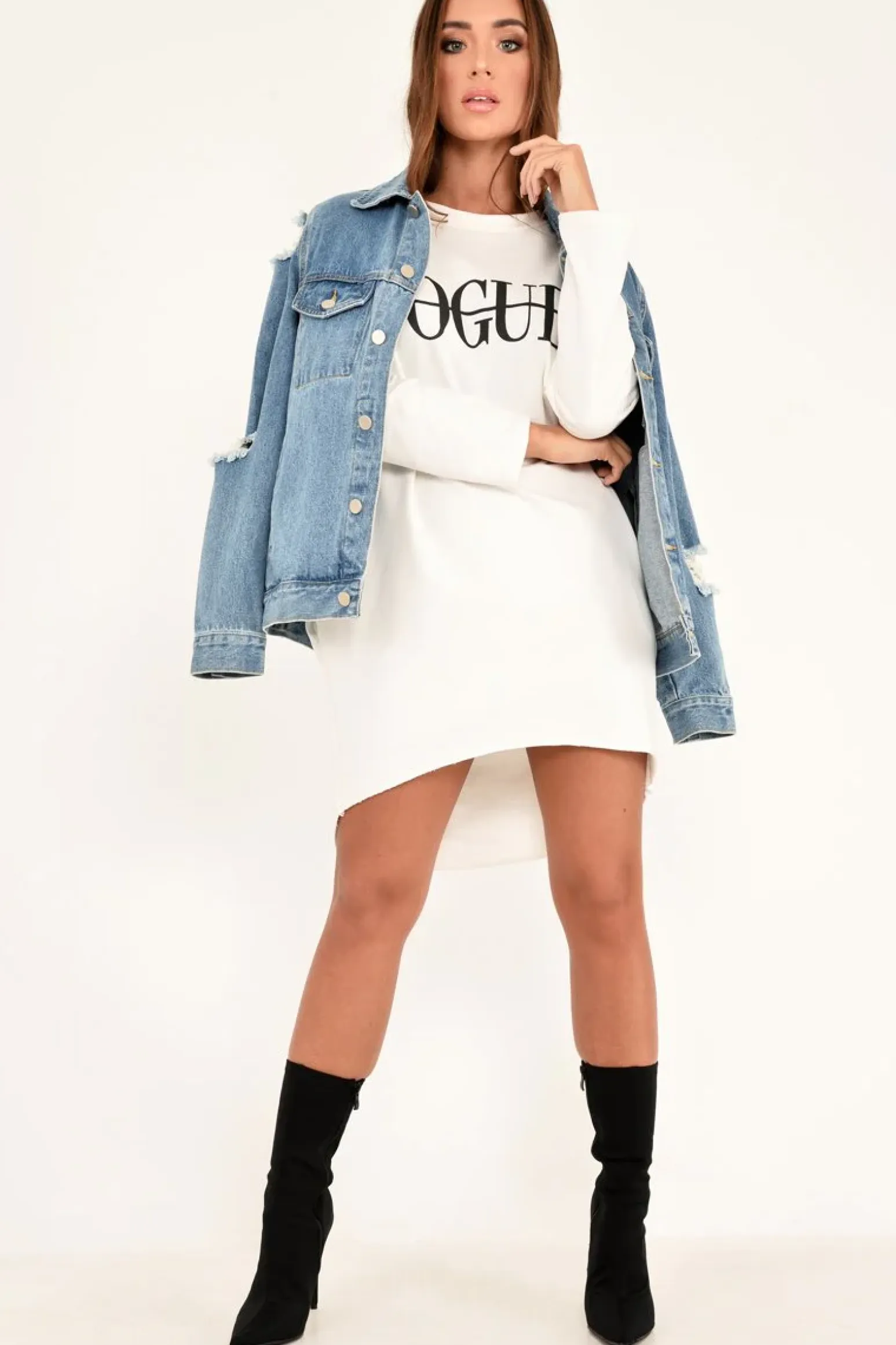Rebellious Fashion White Vogue Slogan Oversized Jumper - Bray