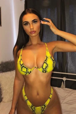 Rebellious Fashion Yellow Snake Print Underwire Bikini - Curie